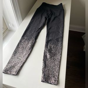 BEYOND YOGA Speckled Midi Leggings black